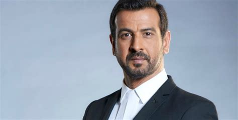 Ronit Roy's Mask Video Goes Viral In The US