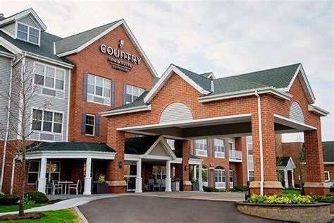 COUNTRY INN & SUITES BY RADISSON, MILWAUKEE WEST (BROOKFIELD), WI ...