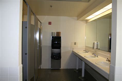 JAMES MADISON UNIVERSITY POTOMAC, CHESAPEAKE HALLS