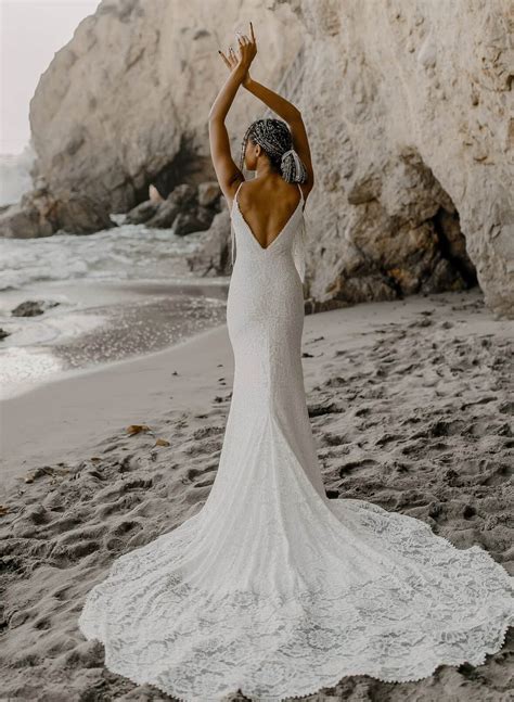Boho Lace Open Back Mermaid Wedding Dresses With Court Train - Missacc