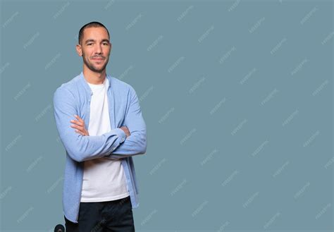 Busy Man Looking Up 的图像结果