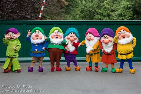 Dwarfs Delight: Dress Up as the Seven Dwarfs