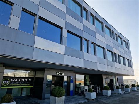 B&B HOTEL LAUSANNE CRISSIER - Hotel Reviews, Photos, Rate Comparison ...