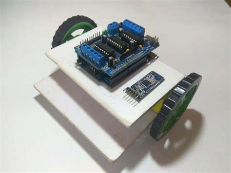 Arduino Based Bluetooth Controlled Robot - CircuitMix