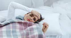 टाइफॉइड (Typhoid): लक्षण, कारण, इलाज और बचाव