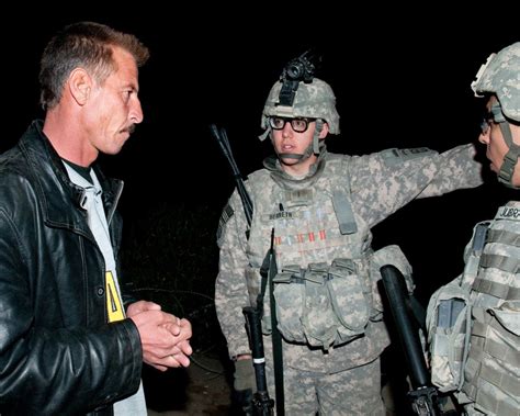 Roadside bomb hunters find subtle shift in Iraqi culture | Article ...