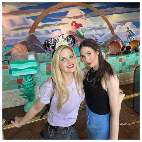 Nikki Griffin, Oc Nikki Griffin (@nikki_griffin) • Instagram Photos