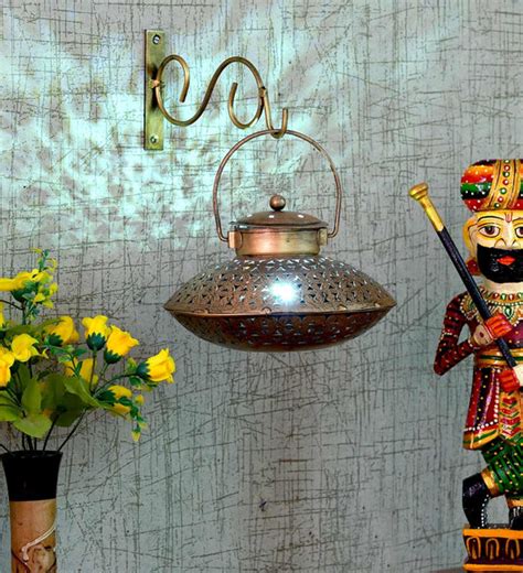 Decorative Items at Furniselan – Up to 50% Off | Shop Home Décor Online