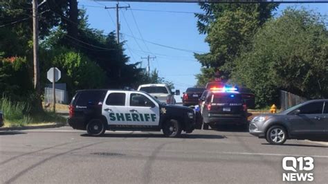 App Alerts Man to Home. Burglary, 2 Suspects in Custody | FOX 13 Seattle