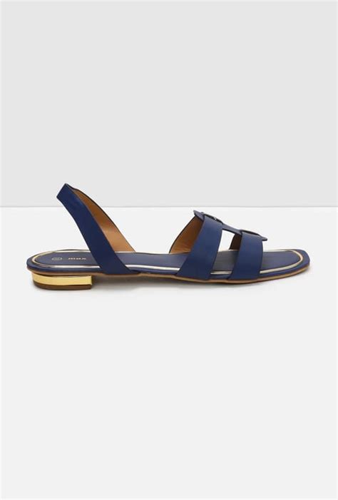 Buy Women's Flat Sandals at Best Price in India | Max Fashion