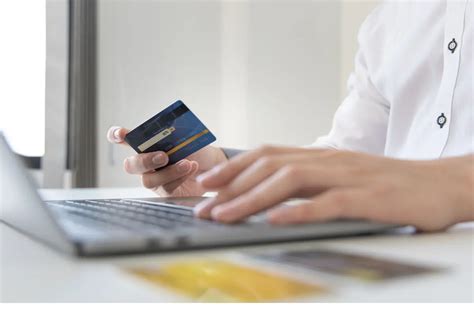 Image result for Debit Card Vs Credit Card Explained