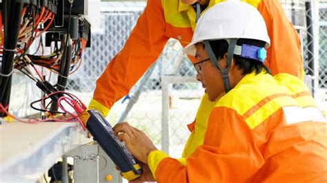 How to Test Electrical Cable Insulation Resistance Using a Megger