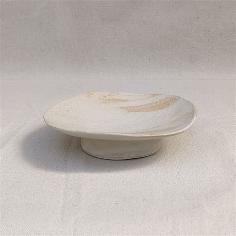 High Footed Plates – A CLAY STORY