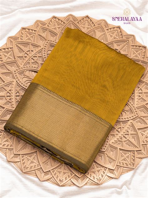 Yellow Maheshwari Silk Saree – Snehalayaa Silks