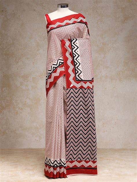 Shop Red Handblock Printed Chevron Zigzag Dotted Mulmul Saree – Binks