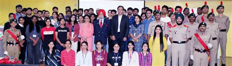 Military strategist delivers lecture at SOA — SOA | SIKSHA 'O' ANUSANDHAN