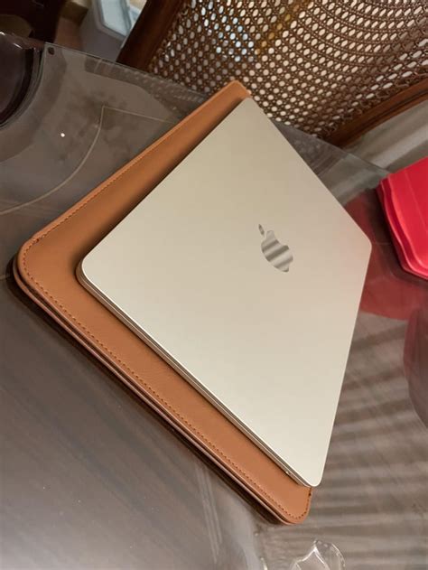 MacBook Starlight Color 的图像结果