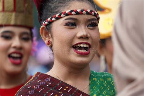 Indonesia Local People 的图像结果