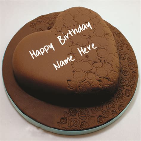 Beautiful Berries Decorated Birthday Cake With Name