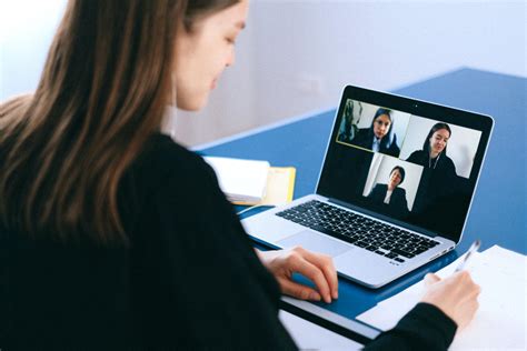Разработка образовательной платформы для интерактивного дистанционного ...