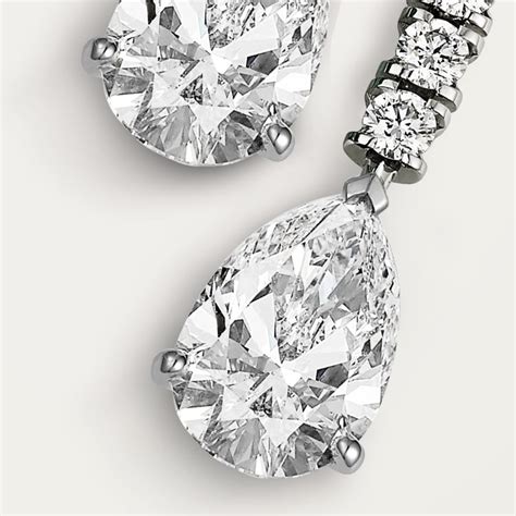 Long necklace, 2 pear-cut diamonds, paved