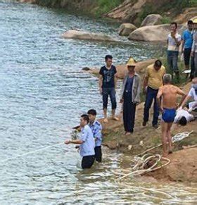 又是一起悲剧！桂林2名孩子溺水身亡，家人在岸边哭惨了…_凤凰网资讯_凤凰网