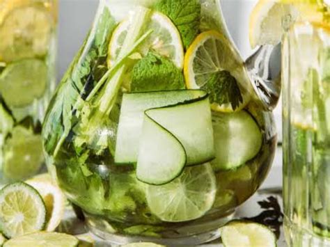 Are you aware about detox water When you know the benefits of it you ...