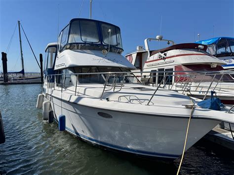 1994 Carver 350 Aft Cabin Motor Yacht, Everett Washington - boats.com