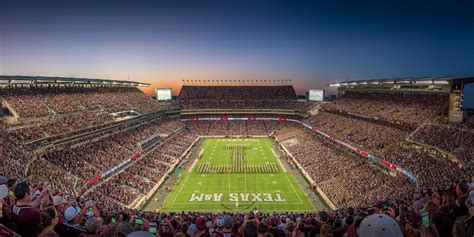 Photos of a lifetime: Kyle Field Re-Opening at Texas A&M - Andy's ...