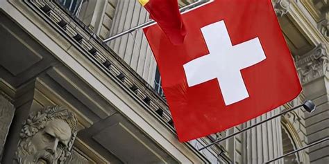 纳闻 on Twitter: "瑞媒：瑞士已不再是“银行业国家” - https://wp.me/pbXMfT-5l51"