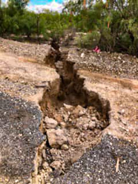 1053 AM FM 的图像结果