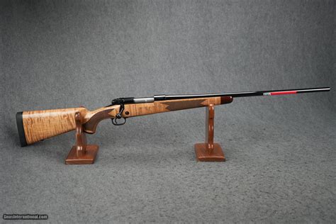 Winchester Model 70 Super Grade Maple 6.8 Western 24" Barrel