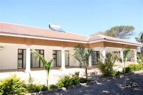 MONTGOMERY GARDENS (Bulawayo) - Hotel Reviews & Photos - Tripadvisor