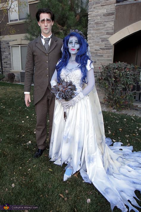 Corpse Bride Costume with Veil 的图像结果