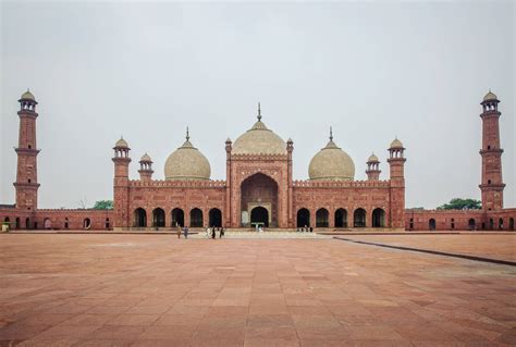 [100+] Lahore Backgrounds | Wallpapers.com