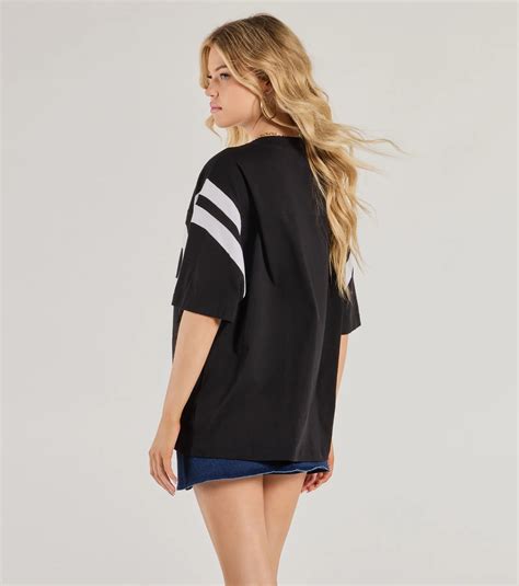 Black Graphic T Shirts & Windsor