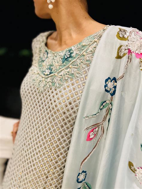 GURNAZZ COUTURE – Gurnazz Couture