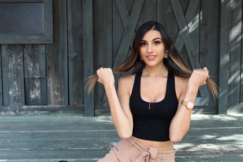 Gorjana Jewelry – Pros, Cons and FAQs | Jewelry Guide