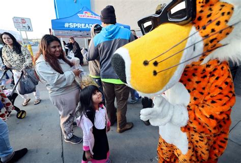 Photo gallery: A community comes together celebrating a store’s grand ...