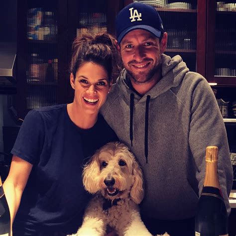 Missy Peregrym and Husband Tom Oakley Expecting First Child
