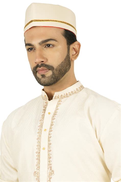 Buy PRIYAKANT SAFAWALA Traditional Handstitch Ready to Wear Topi/Cap ...