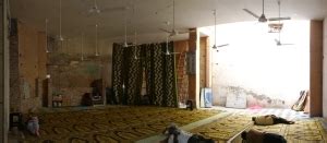 A Connaught Place Mosque is No More | Sarson ke Khet