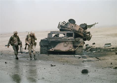 A Timeline of the Gulf War | Stacker