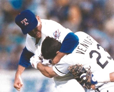 NOLAN RYAN & ROBIN VENTURA FIGHT 8X10 PHOTO TEXAS RANGERS PICTURE MLB BASEBALL | eBay