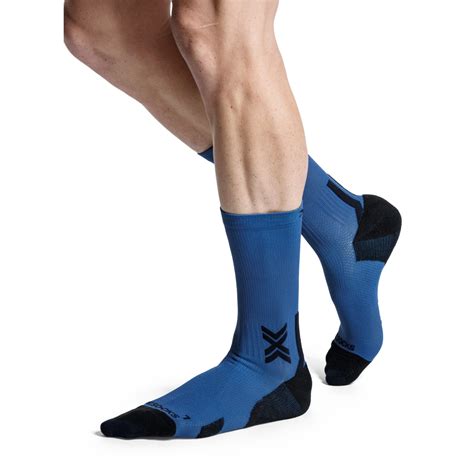 X-Socks Run Discover Crew Socks - marine/x black | BIKE24
