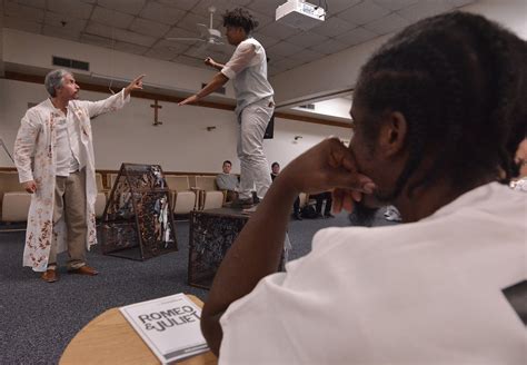 Delaware Shakespeare performs for Wilmington prison - WHYY