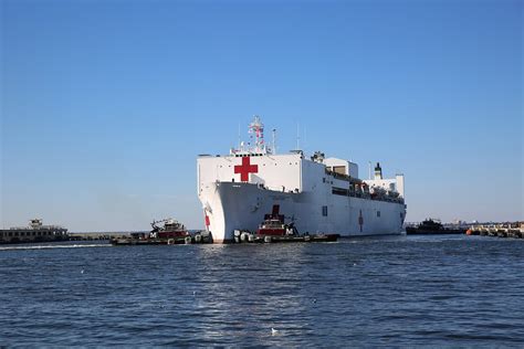 US Navy hospital ship Comfort to help with Venezuelan refugees