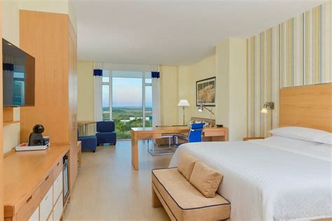 FOUR POINTS BY SHERATON CANCUN CENTRO - Hotel Reviews, Photos, Rate ...