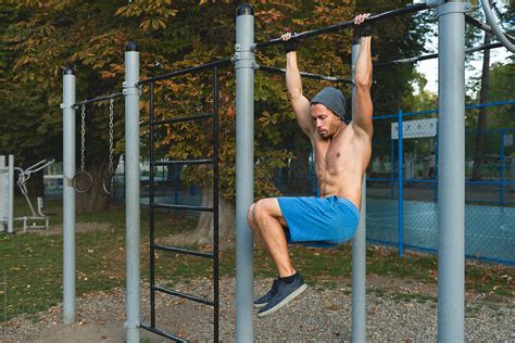 People Doing Sports 的图像结果