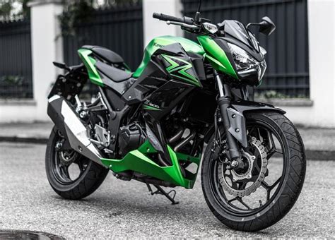 Kawasaki says new Z300 is first of its size in "supernaked" class ...